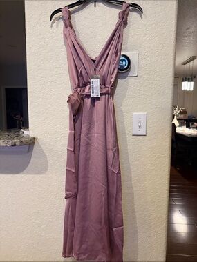 Trendyol Mauve Knot-Shoulder V-Neck Maxi Dress